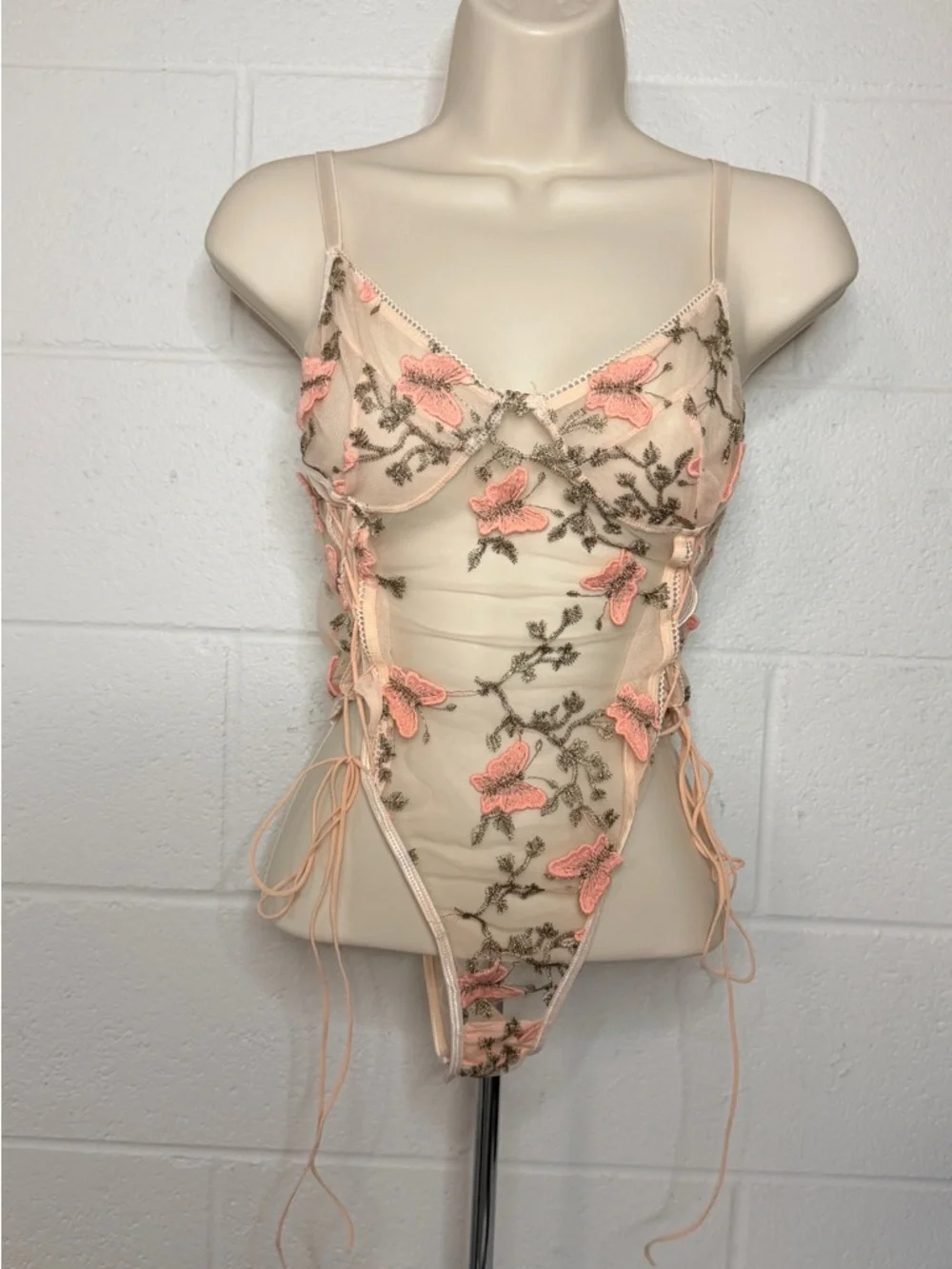 NWT Aurelia Intimates Medium